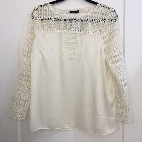 Cream (almost white) silk blend blouse. Size 14. - Picture 1 of 8